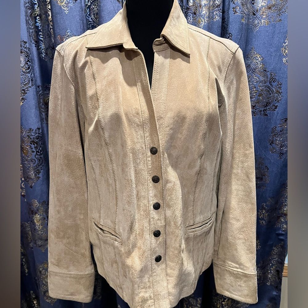 CHIC LIVE A LITTLE LEATHER JACKET SIZE L!